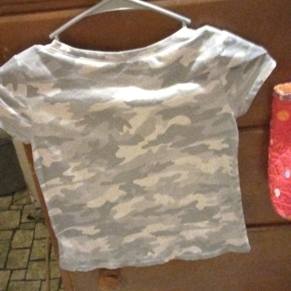 Girls size 7 T-shirt - Picture 5 of 5